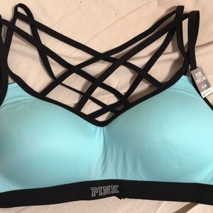 Victoria secret Medium sports bra, nwt, turquoise